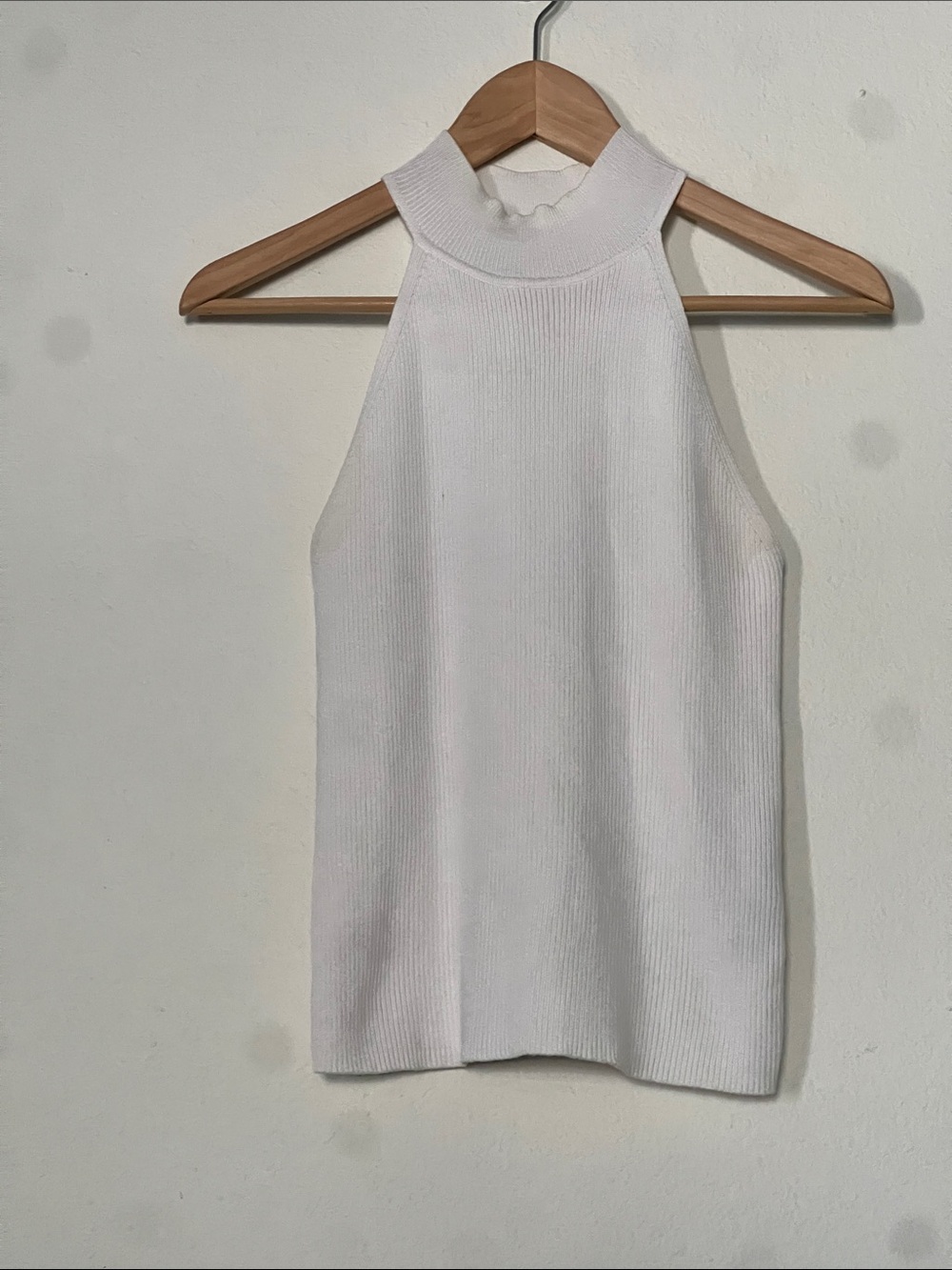 Zara White Ribbed High-Neck Tank